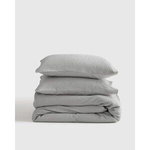 Quince Gray Duvet Cover Set with Textured Fabric
